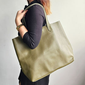 SALE Madison Easy tote in Army Green